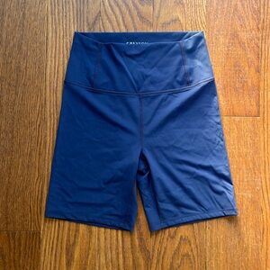 NWT Greyson navy small short leggings
